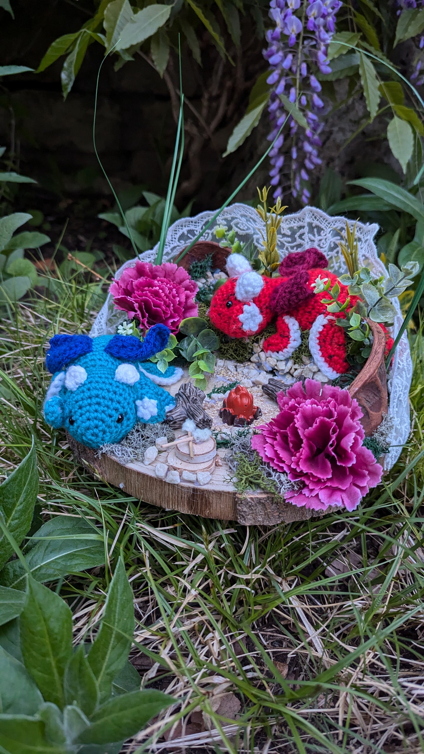 Amigurumi Drachenland: Feuer & Eis treffen sich am Lagerfeuer